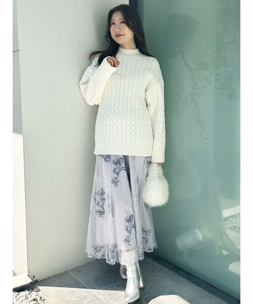 MERCURYDUO（マーキュリーデュオ）の「ミドル丈ボトルネックケーブルニット（ニット/セーター・レディース・レッド/グレー/アイボリー・FREE）」の12枚目の写真