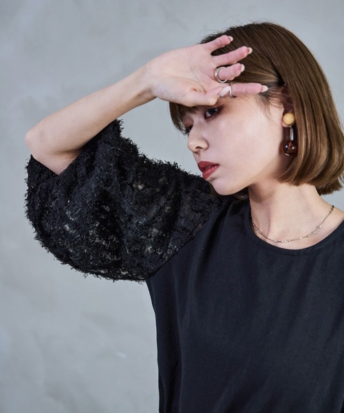 Fashion Letter(ファッションレター)の「フリンジチュールプルオーバー トップス フリンジ ショート丈 クロップド丈 チュール シースルー(Tシャツ/カットソー・レディース・ブラック/オフホワイト・M)」の7枚目の写真