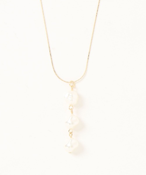 natural couture（ナチュラルクチュール）の「3連パールネックレス（ネックレス・レディース・その他2/その他1・FREE）」の9枚目の写真