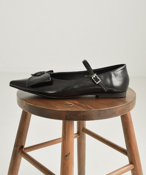 tukn.(トゥクン)の「リボンストラップパンプス バレエコア(パンプス・レディース・ブラック・M/L/S)」の3枚目の写真