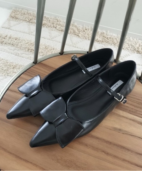 tukn.(トゥクン)の「リボンストラップパンプス バレエコア(パンプス・レディース・ブラック・M/L/S)」の2枚目の写真