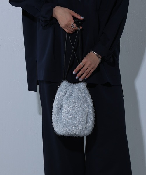 COLONY 2139（コロニートゥーワンスリーナイン）の「ラメシャギー巾着（ショルダーバッグ・レディース・ホワイト/ブラック・FREE）」の5枚目の写真