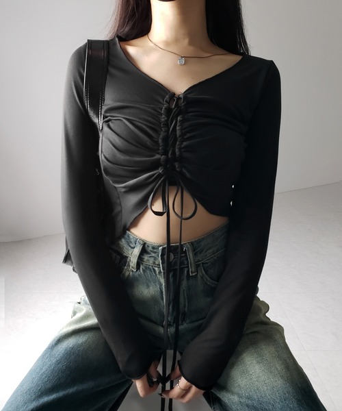 me+em select(ミームセレクト)の「【 2color 】レースアップショートスリムカットソートップス / lace up short slim cut and sew tops(Tシャツ/カットソー・レディース・ブラック/チャコール・FREE)」の18枚目の写真