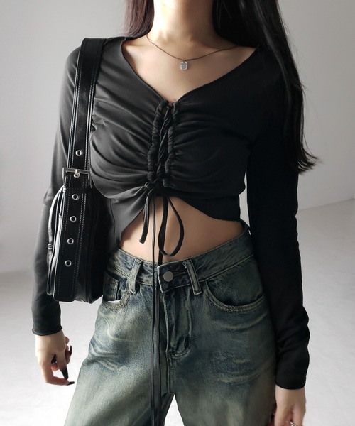 me+em select(ミームセレクト)の「【 2color 】レースアップショートスリムカットソートップス / lace up short slim cut and sew tops(Tシャツ/カットソー・レディース・ブラック/チャコール・FREE)」の16枚目の写真
