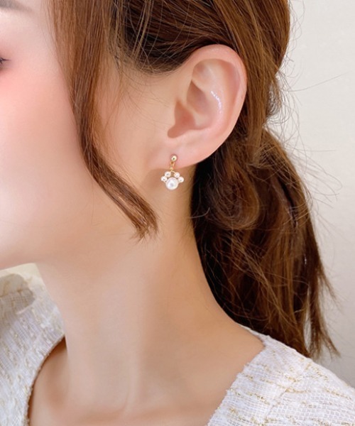 Coo+i(クーイ)の「【選べる ピアス イヤリング】猫・肉球モチーフ淡水パールピアス/イヤリング(ピアス(両耳用)・レディース・ゴールド系1/ゴールド系2・FREE)」の11枚目の写真