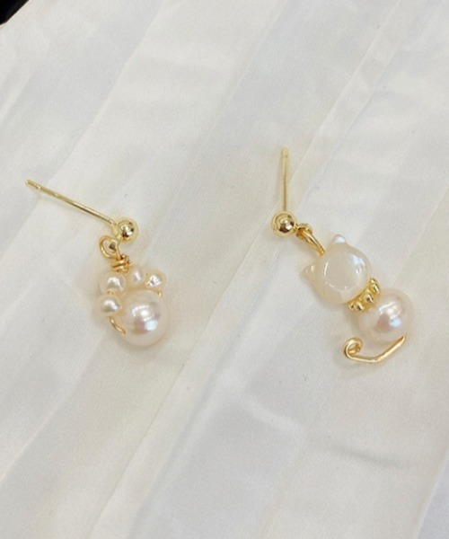 Coo+i(クーイ)の「【選べる ピアス イヤリング】猫・肉球モチーフ淡水パールピアス/イヤリング(ピアス(両耳用)・レディース・ゴールド系1/ゴールド系2・FREE)」の8枚目の写真