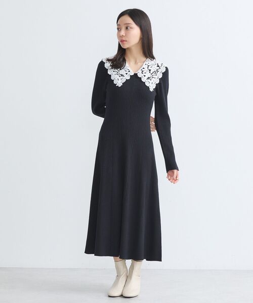 earth music&ecology（アースミュージックアンドエコロジー）の「襟レースニットワンピース（ワンピース・レディース・アイボリー/ブラック/サックスブルー・FREE）」の4枚目の写真