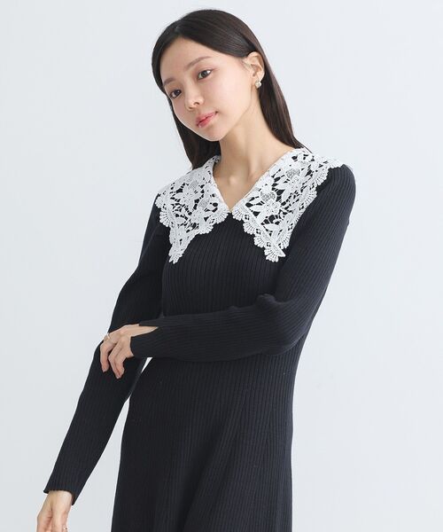 earth music&ecology（アースミュージックアンドエコロジー）の「襟レースニットワンピース（ワンピース・レディース・アイボリー/ブラック/サックスブルー・FREE）」の9枚目の写真