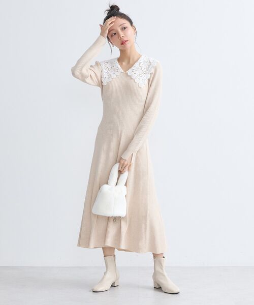 earth music&ecology（アースミュージックアンドエコロジー）の「襟レースニットワンピース（ワンピース・レディース・アイボリー/ブラック/サックスブルー・FREE）」の10枚目の写真