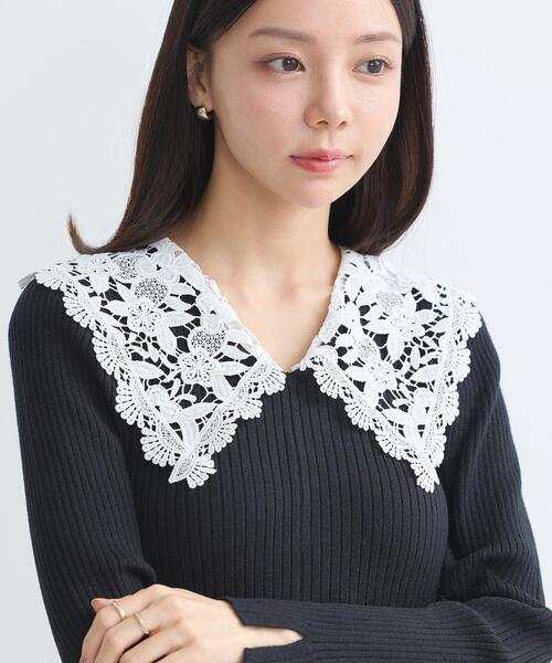 earth music&ecology（アースミュージックアンドエコロジー）の「襟レースニットワンピース（ワンピース・レディース・アイボリー/ブラック/サックスブルー・FREE）」の16枚目の写真