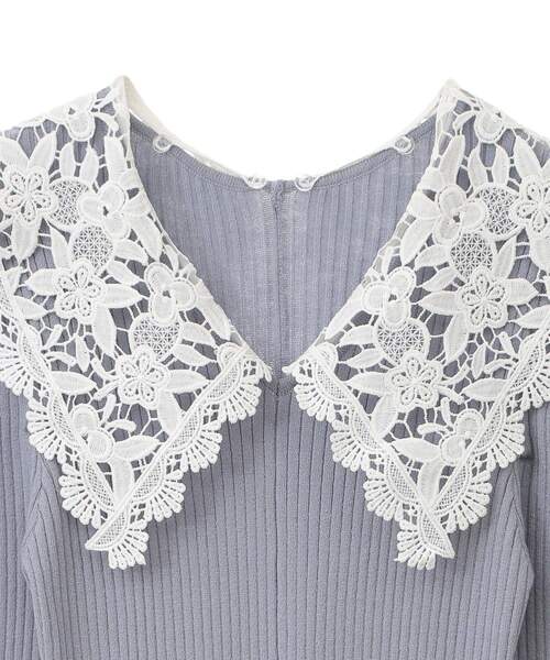 earth music&ecology（アースミュージックアンドエコロジー）の「襟レースニットワンピース（ワンピース・レディース・アイボリー/ブラック/サックスブルー・FREE）」の21枚目の写真