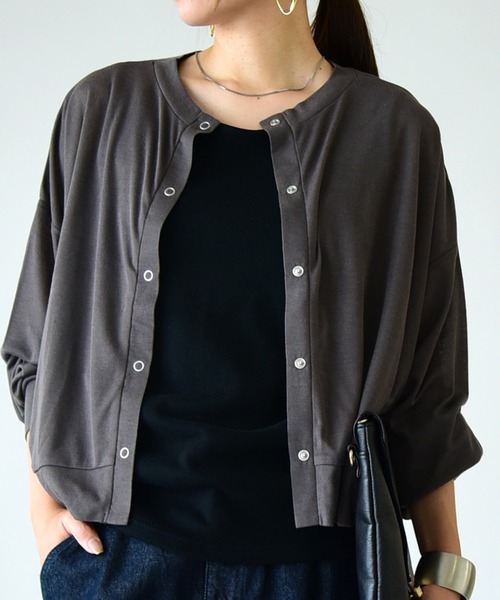 and it_（アンドイット）の「シアー2wayカーディガン（カーディガン/ボレロ・レディース・レッド/ブラック/チャコール・M）」の6枚目の写真