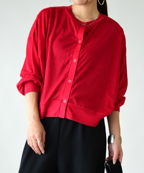 and it_（アンドイット）の「シアー2wayカーディガン（カーディガン/ボレロ・レディース・レッド/ブラック/チャコール・M）」の22枚目の写真