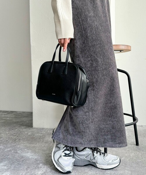 fredy emue（フレディエミュ）の「【BEAURE/ヴュレ】ソフトレザーボックスボストンバック（ボストンバッグ・レディース・ブラウン/ブラック・FREE）」の13枚目の写真