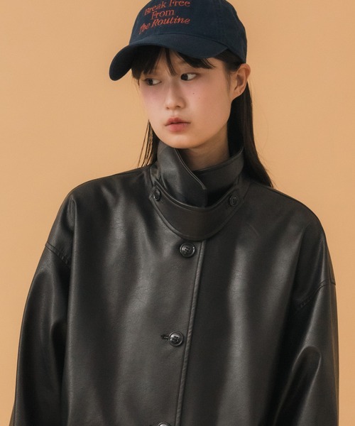 HEILIS(ヘイリス)の「《hideka original》3WAYヴィンテージライクフェイクレザージャケット / ブラック ブラウン ビンテージ カバーオール ライダースジャケット エコレザー ファー ボア スタンドカラー ステンカラー ユニセックス オーバーサイズ オーバーコート アウター ミドル丈 無地 秋服 冬服 アウター ブルゾン(ライダースジャケット・レディース・ブラウン/ブラック・FREE)」の15枚目の写真