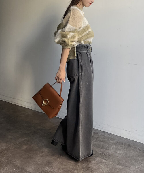 Thevon（ゼボン）の「ベルト付きワイドデニム（デニムパンツ