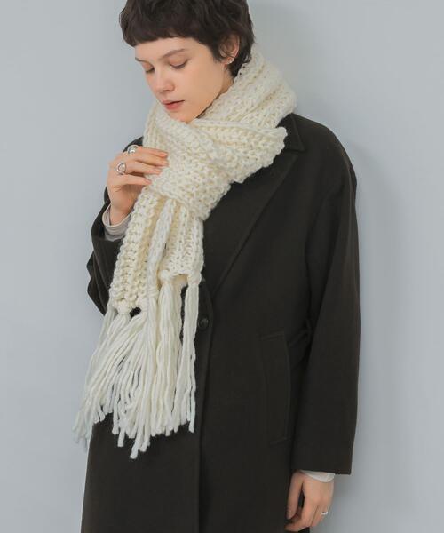 FRATELLI TALLI（フラテリタリ）の「Fratelli Talli　フリンジニットマフラー（マフラー・レディース・ホワイト/ピンク/ネイビー・FREE）」の7枚目の写真