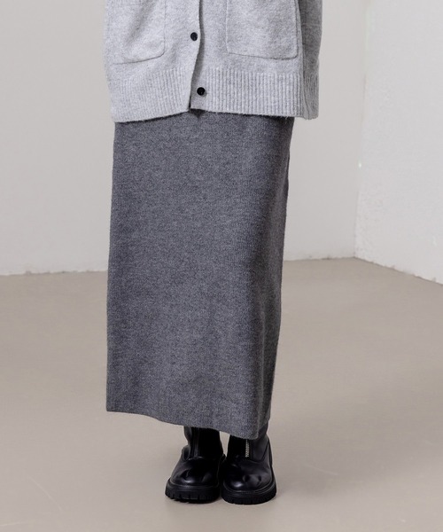 DAY CLOSET(デイ クローゼット)の「レディース 中厚手リブニットスリット入りストレートシルエットスカート(スカート・レディース・ブラック/ブラウン/チャコールグレー/グレー・M/L)」の18枚目の写真