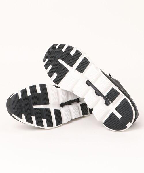 On(オン)の「ON/オン ランニング クッション CLOUD 6 クラウド 3MF10071200//3MF10070299/3MF10071043(スニーカー・メンズ・ブラック×ホワイト/ブラック×ブラック/ホワイト・26.5cm/26.0cm/27.0cm/25.5cm/30.0cm/29.0cm/28.0cm/31cm/27.5cm)」の20枚目の写真