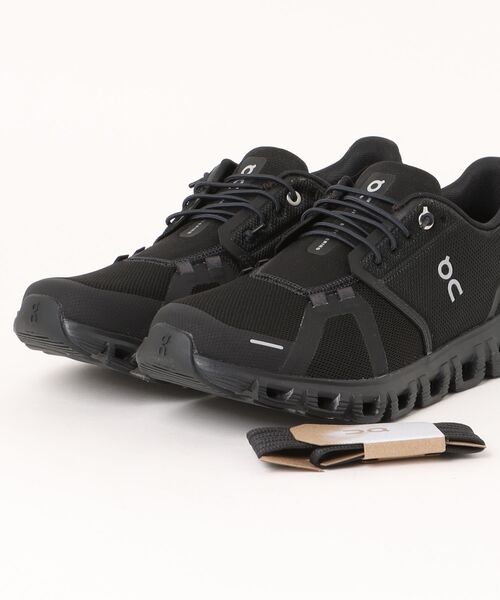 On(オン)の「ON/オン ランニング クッション CLOUD 6 クラウド 3MF10071200//3MF10070299/3MF10071043(スニーカー・メンズ・ブラック×ホワイト/ブラック×ブラック/ホワイト・26.5cm/26.0cm/27.0cm/25.5cm/30.0cm/29.0cm/28.0cm/31cm/27.5cm)」の22枚目の写真