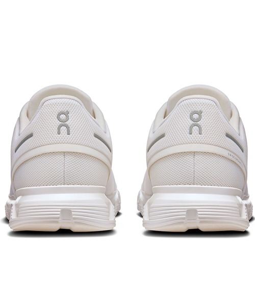 On(オン)の「ON/オン ランニング クッション CLOUD 6 クラウド 3MF10071200//3MF10070299/3MF10071043(スニーカー・メンズ・ブラック×ホワイト/ブラック×ブラック/ホワイト・26.5cm/26.0cm/27.0cm/25.5cm/30.0cm/29.0cm/28.0cm/31cm/27.5cm)」の6枚目の写真