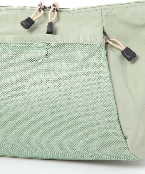 studio CLIP（スタディオクリップ）の「メッシュポケットからだよろこぶショルダー（ショルダーバッグ・レディース・アイボリー/ライトグリーン/ブラック・FREE）」の6枚目の写真