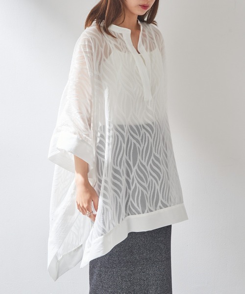 MAISON BREEZE（メゾンブリーズ）の「【MAISON BREEZE】シアージャガードスクエアポンチョ trc（その他トップス・レディース・ブラック/ホワイト・FREE）」の4枚目の写真