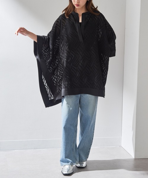 MAISON BREEZE（メゾンブリーズ）の「【MAISON BREEZE】シアージャガードスクエアポンチョ trc（その他トップス・レディース・ブラック/ホワイト・FREE）」の12枚目の写真