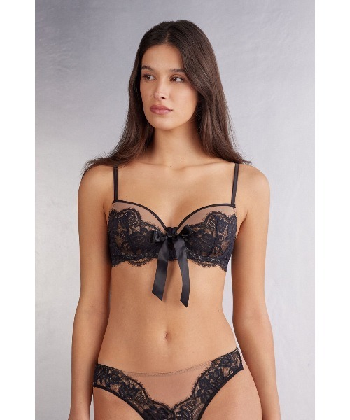 Intimissimi（インティミッシミ）の「The Simplest Pleasures
