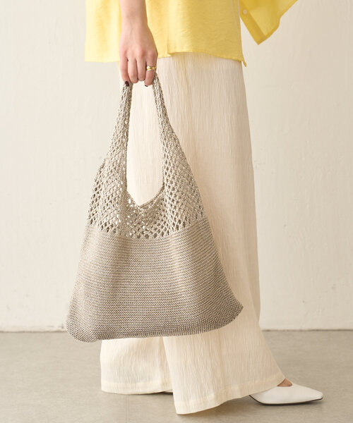 Jena espace merveilleux（ジェナ　エスパスメルヴェイユ）の「メタリックホーボーバッグ（トートバッグ・レディース・シルバー/オフホワイト/グリーン・FREE）」の7枚目の写真