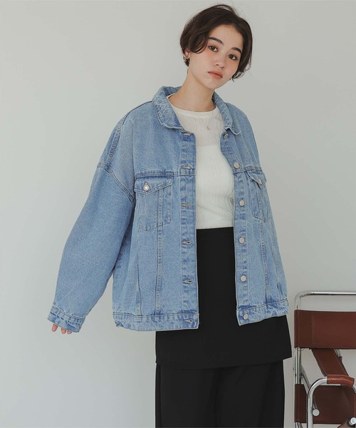 titivate(ティティベイト)の「ビッグシルエットデニムジャケット(デニムジャケット・レディース・ライトブルー/ブラック・M)」の10枚目の写真