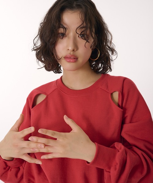 MUHET(ミュエータ)の「zip slit sweatshirt / ジップスリットスウェット(スウェット・レディース・杢グレー/レッド/イエロー・FREE)」の22枚目の写真