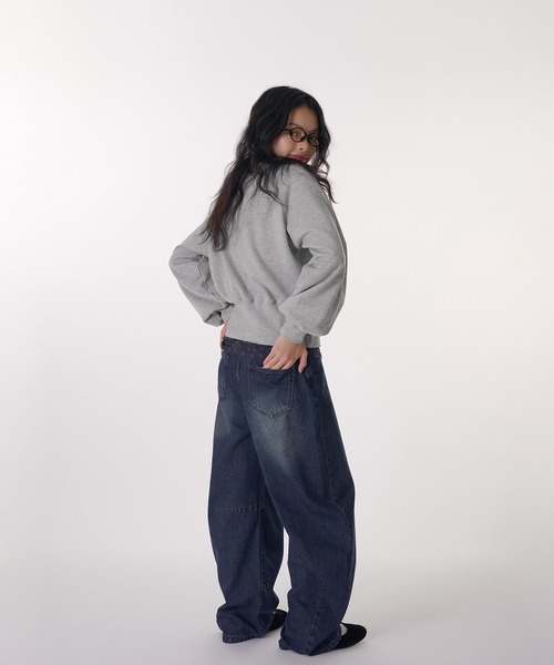 MUHET(ミュエータ)の「zip slit sweatshirt / ジップスリットスウェット(スウェット・レディース・杢グレー/レッド/イエロー・FREE)」の8枚目の写真
