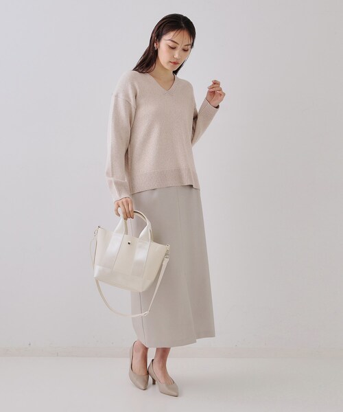 OPAQUE.CLIP（オペークドットクリップ）の「【2WAY】シュリンク合皮コンビミドルショルダーバッグ（ショルダーバッグ・レディース・オフホワイト/ブラック/ベージュ・00）」の5枚目の写真