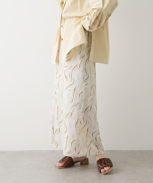 SENSE OF PLACE by URBAN RESEARCH（センスオブプレイスバイアーバンリサーチ）の「マーブルパターンナロースカート（スカート・レディース・パープル系その他/ホワイト系その他/ブルー系その他・SMALL/MEDIUM）」の4枚目の写真