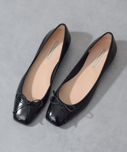 inter-chaussures（インターショシュール）の「【INTER-CHAUSSURES】リボン付きスクエアフラットパンプス(I51508)（パンプス・レディース・シルバー/ブラック/アイボリー/ゴールド・35/36/37/38/39）」の3枚目の写真