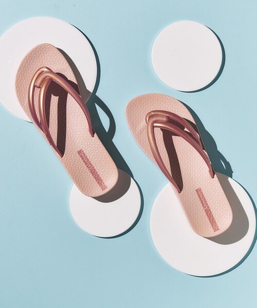 green label relaxing(グリーンレーベルリラクシング)の「<Ipanema> COMFY サンダル(サンダル・レディース・ブラック/ライトピンク・37/38/36/35)」の1枚目の写真