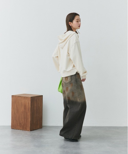 ad thie(アドティエ)の「アウトシーム ダブルジップパーカー(パーカー・レディース・チャコール/ブラック/アイボリー・FREE)」の11枚目の写真