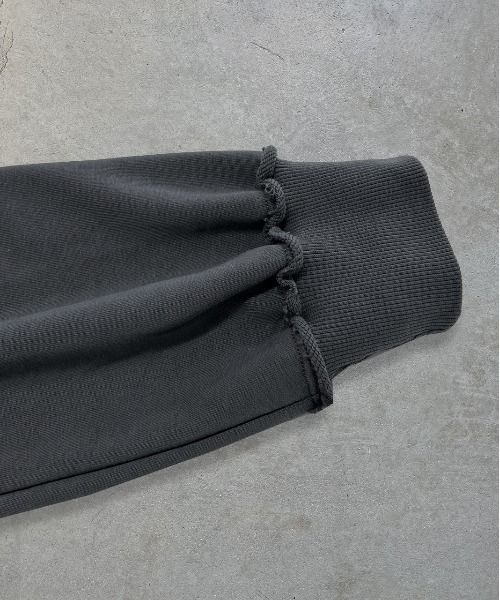 ad thie(アドティエ)の「アウトシーム ダブルジップパーカー(パーカー・レディース・チャコール/ブラック/アイボリー・FREE)」の18枚目の写真