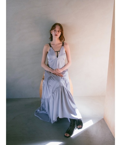 セール】2way T-Strap Tiered Dress（ワンピース）｜sahara