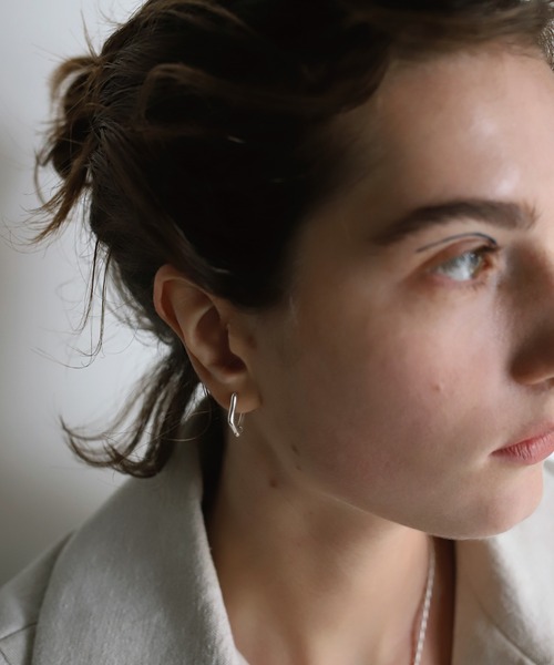 TEN.(テン)の「SILVER925 ダガーピアス(ピアス(両耳用)・レディース・シルバー・FREE)」の5枚目の写真