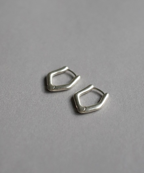 TEN.(テン)の「SILVER925 ダガーピアス(ピアス(両耳用)・レディース・シルバー・FREE)」の7枚目の写真