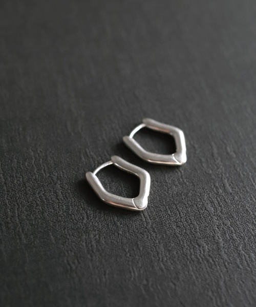 TEN.(テン)の「SILVER925 ダガーピアス(ピアス(両耳用)・レディース・シルバー・FREE)」の9枚目の写真