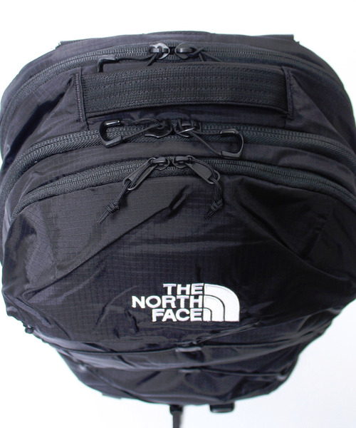 THE NORTH FACE(ザノースフェイス)の「●THE NORTH FACE●ノースフェイス BOREALIS ボレアリス バックパック リュック NF0A52SE(バックパック/リュック・メンズ・ブラック・FREE)」の8枚目の写真