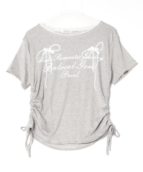 GEMEDA(ジェメダ)の「リボンプリントシャーリングトップス(Tシャツ/カットソー・レディース・ブラック/グレー/ホワイト・M)」の5枚目の写真