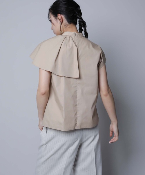 ★新品★ローファッジ　フリル付き長袖トップス ホワイト/ベージュ RA4467EW00048_fw_thumbM.jpg
