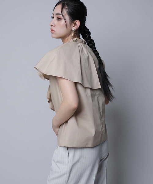 RAW FUDGE（ローファッジ）の「アシメケープフリルブラウス（シャツ/ブラウス・レディース・オフホワイト/サックスブルー/ブラック/ベージュ・M）」の15枚目の写真