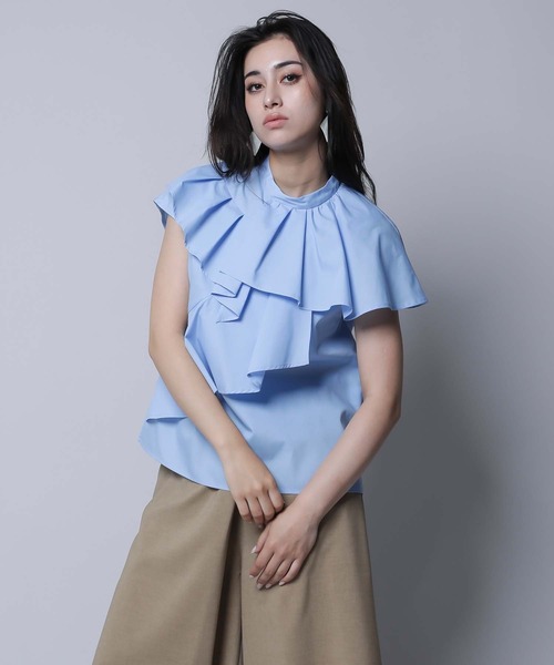 RAW FUDGE（ローファッジ）の「アシメケープフリルブラウス（シャツ/ブラウス・レディース・オフホワイト/サックスブルー/ブラック/ベージュ・M）」の18枚目の写真