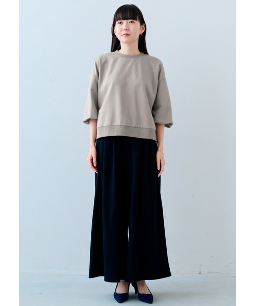 IEDIT(イディット)の「IEDIT ゆるっと着映えてトレンド見え ミニ裏毛ラインストーントップス(Tシャツ/カットソー・レディース・ネイビー/グレー・L/M/3L/LL/S)」の11枚目の写真
