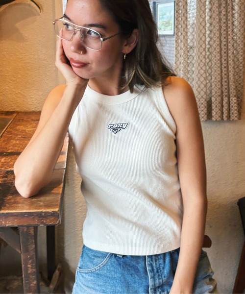 ROXY（ロキシー）の「AWESOME /ロキシーロゴワンポイントタンクトップ（タンクトップ・レディース・ナチュラル/ブラック/ブラウン/グリーン・MEDIUM/LARGE/SMALL）」の3枚目の写真